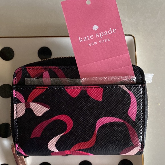 Kate Spade Wallet - Picture 5 of 5